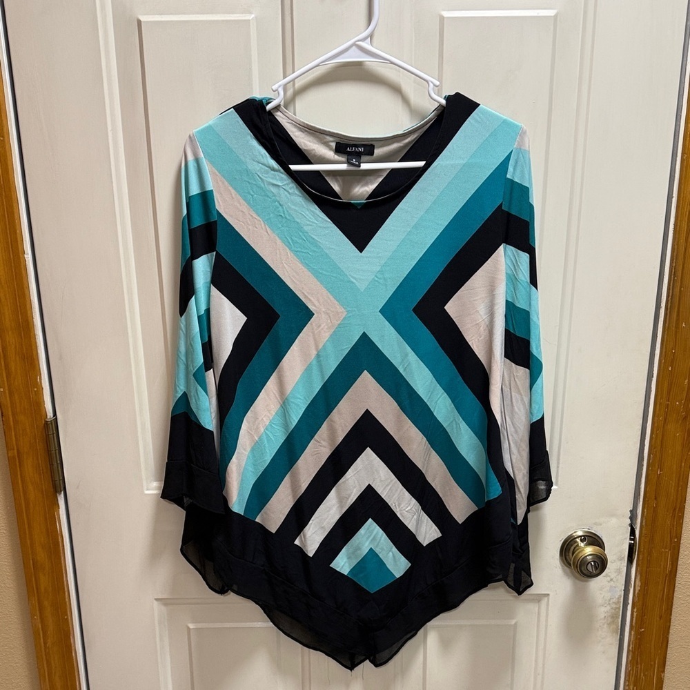 Alfani Women's Geometric Blue and Black Top
